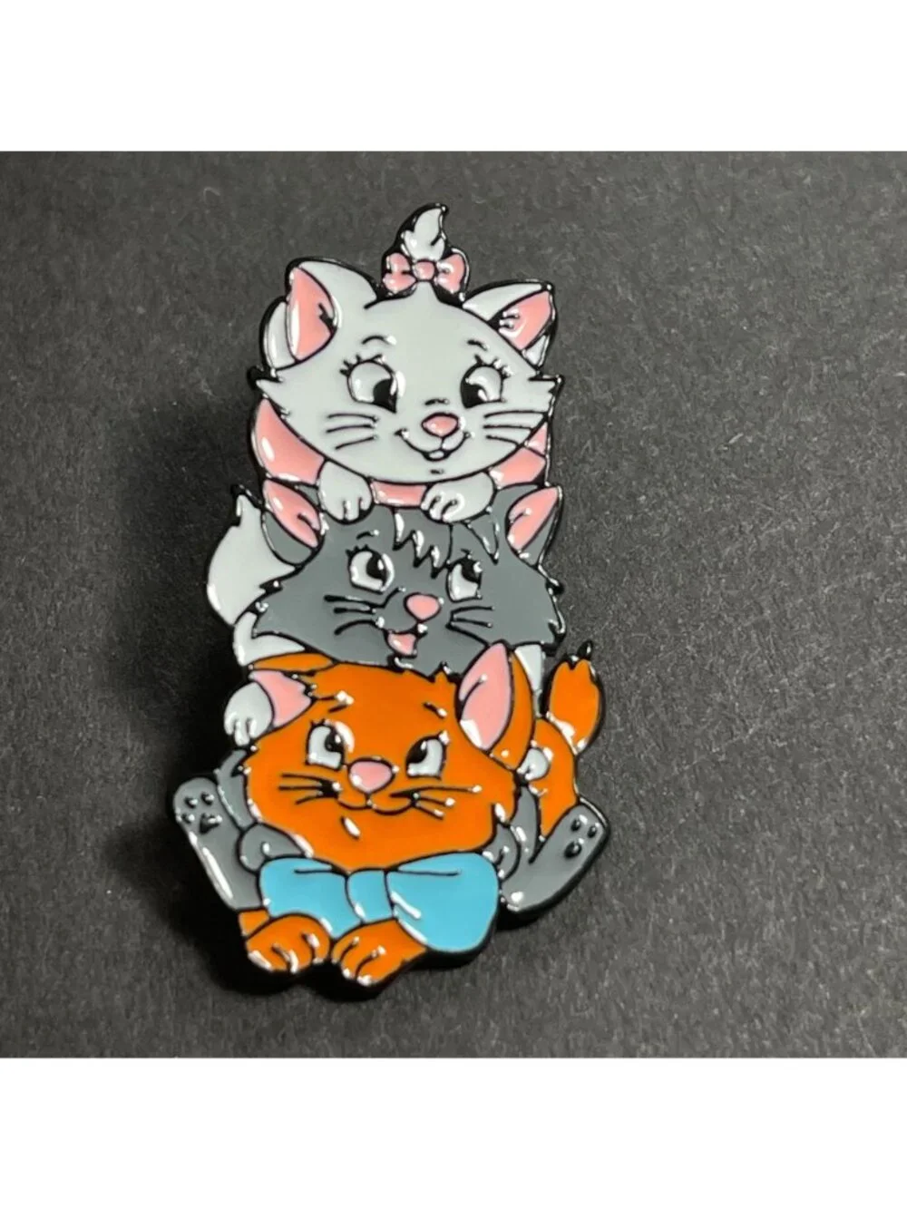 Marie Kitten Lapel Pin Toulouse Berlioz Cat Aristocrat Badge Brooch Jewelry Pin